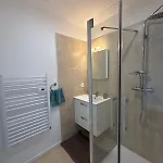 Lechappee Avec Cour Partagee 아파트 *
