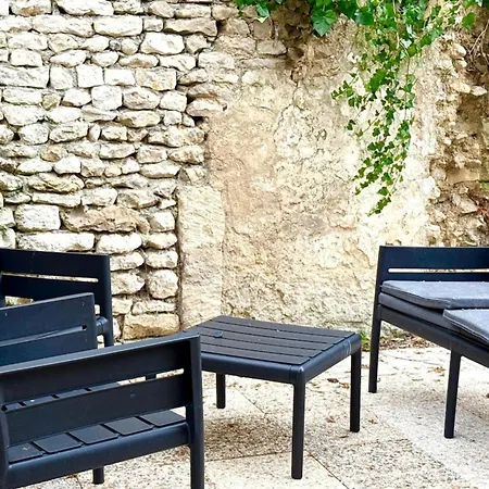 Lechappee Avec Cour Partagee Apartment
