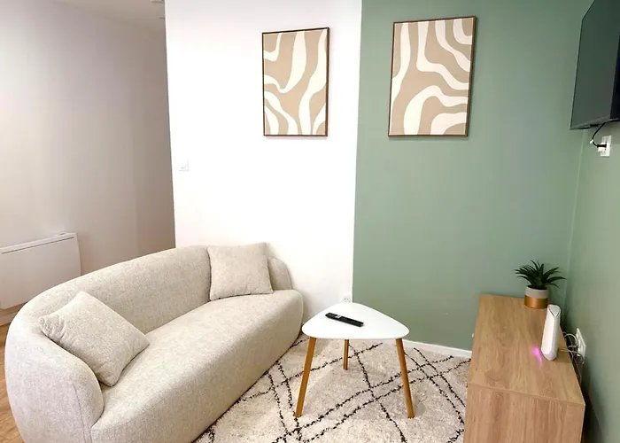 Lechappee Avec Cour Partagee Apartment *